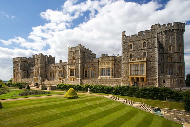 Royal Windsor Afternoon Tour from London - Time for Photos and Windsor Town Stops: The Afternoon Rhythm
