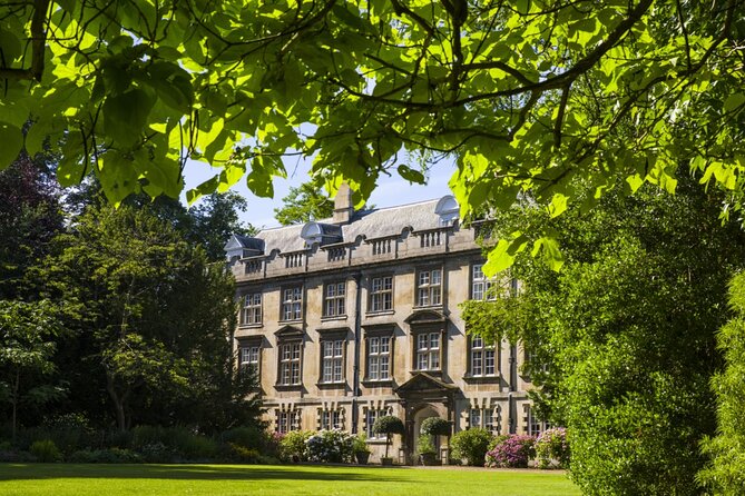 Scholars & Secrets of Cambridge: Self-Guided Puzzle Adventure - Quick practical tips so you finish the loop happily