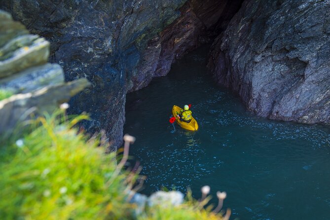 Sea Kayak Lesson & Tour in Newquay - Launch and early paddling: that steep descent moment (and why it’s handled well)