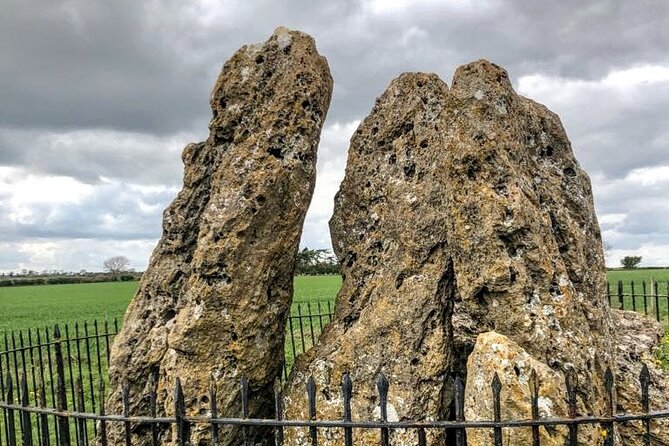 Secret Cotswolds Tour from Stratford-on-Avon or Moreton-in-Marsh - Burford: Classic Cotswolds Cottages and a Real Place to Reset
