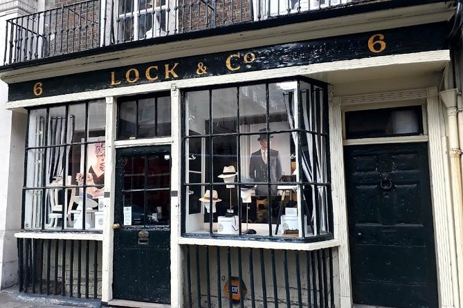 Secret London Private Taxi Tour - Charles Dickens alleyways and back alleys