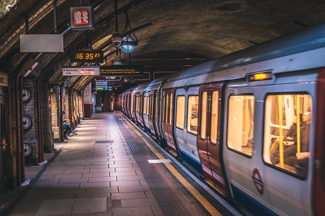 Secrets of the London Underground Small Group Walking Tour - Stop 2: Oxford Street and Oxford Circus, the Victoria Line Timeline