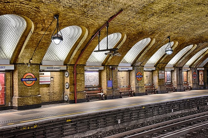 Secrets of the London Underground Small Group Walking Tour - Stop 3: Green Park (Down Street), the Station That Closed in 1932