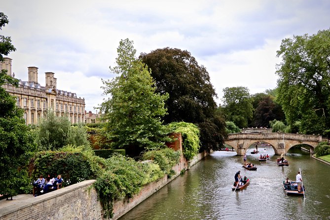 Shared Punt Tour - Cambridge - Why Cambridge looks different from the River Cam