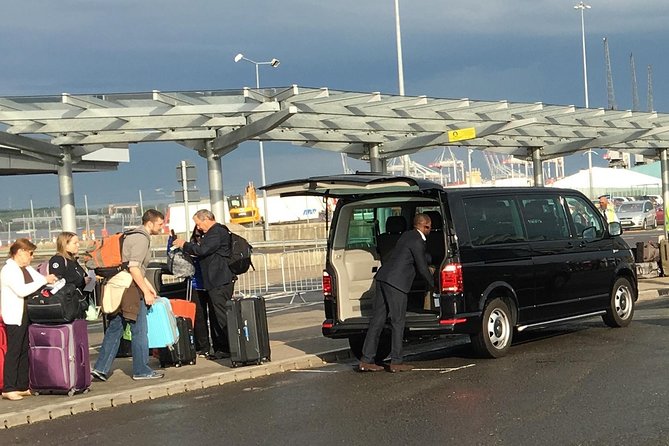 Shared Ride Southampton Cruise Port Arrival to Heathrow Airport or London - Meeting Your Driver: The 7:30 to 8:15 Window