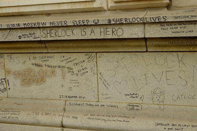 Sherlock Holmes BBC Series and Traditional Locations - A Very Small Group Tour - Soho and St Bartholomew’s, scenes that feel like street-level theater