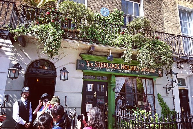 Sherlock Holmes BBC Series and Traditional Locations - A Very Small Group Tour - Should you book this tour?