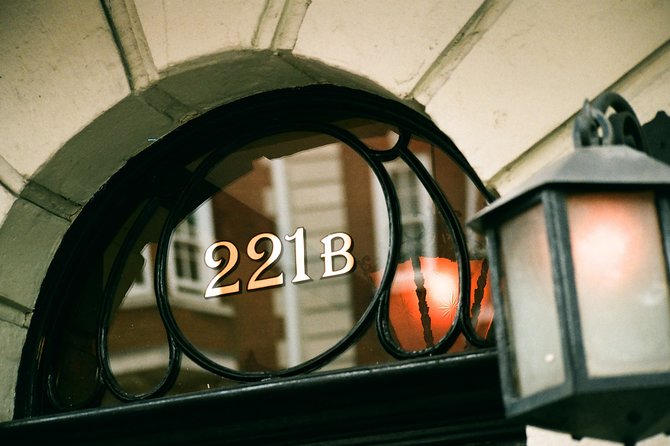 Sherlock Holmes Old London - Very Small Group Walking Tour - Price and what $108.32 buys you in London time