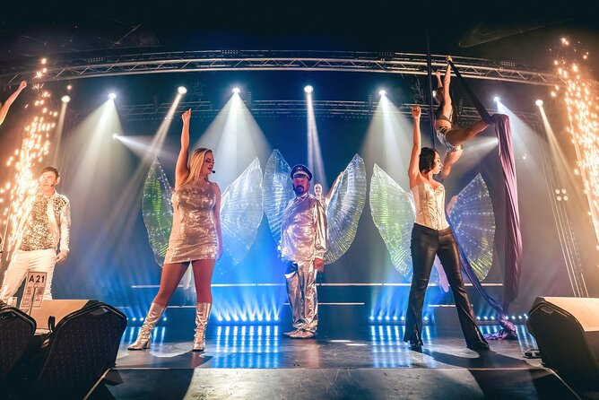 Show Tickets for Viva Decades Rewind! Music of the 80s, 90s & Now - Saturday party energy versus Wednesday relaxed pacing