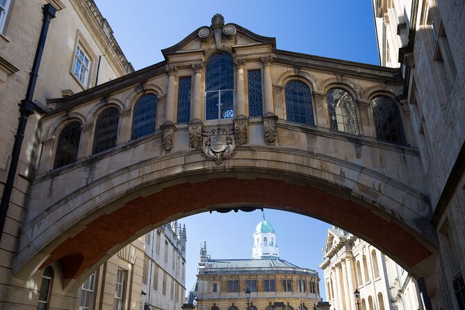 Small and Exclusive Oxford Highlights Tour - Radcliffe Camera and Radcliffe Square: iconic Oxford, explained