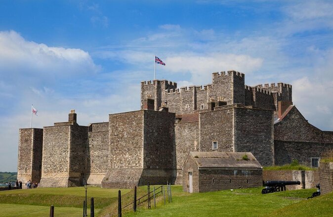 Small Group Canterbury, Dover Castle, Cliffs & Villages Day Tour - Leaving London the right way for a Dover and Canterbury day