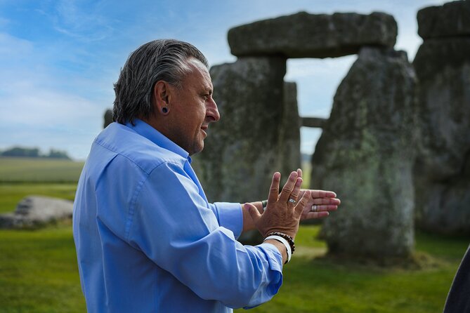 Small-Group Day Trip to Stonehenge, Bath and Windsor from London - Stonehenge first: how to use your hour well