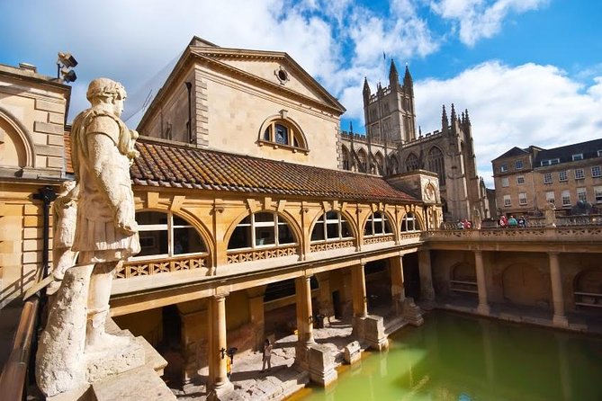 Small-Group to Bath, Lacock, Avebury and Stonehenge from London - Lacock Abbey village: the movie-location feel, minus the crowds