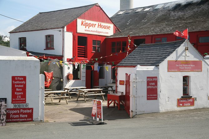 Southern Manxland Tour of Isle of Man 1-6 person upto 30 person - Cregneash: the living museum feel, Manx cats, and Loghtan sheep (Stop 2)