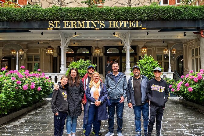 Spy for a day London VIP - All Inclusive and Private Tour - Food and drinks: breakfast, lunch at St Ermin’s, and Bond-style sips