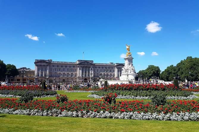 St Pauls Cathedral & Westminster Walking Tour - Buckingham Palace from the best walking direction
