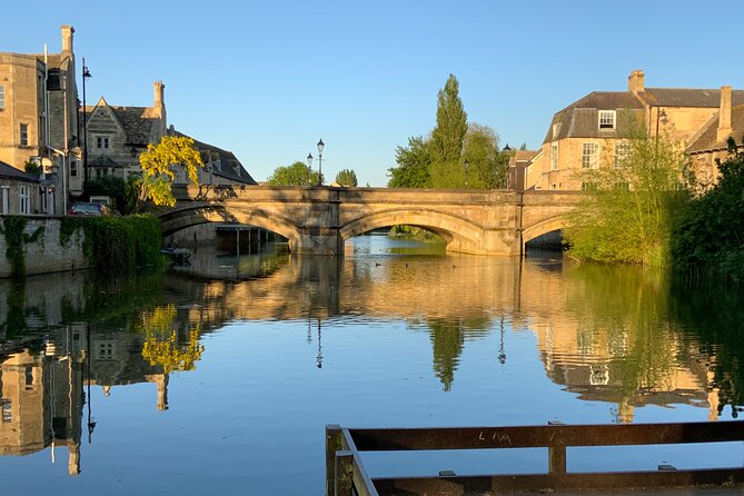 Stamford Town Guided Tours - Stamford’s Eleanor Cross Sculpture and the 1290 Story