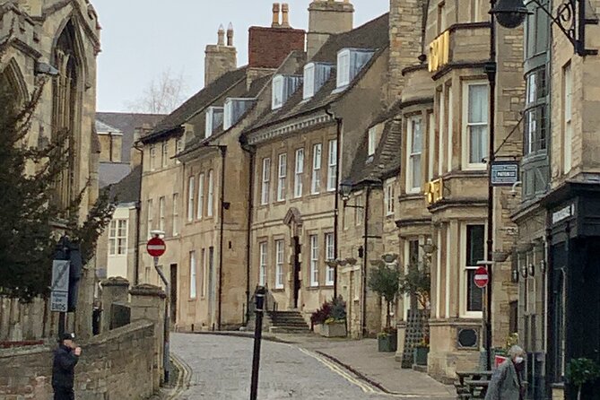 Stamford Town Guided Tours - Group Size and Duration: The 90-Minute Sweet Spot