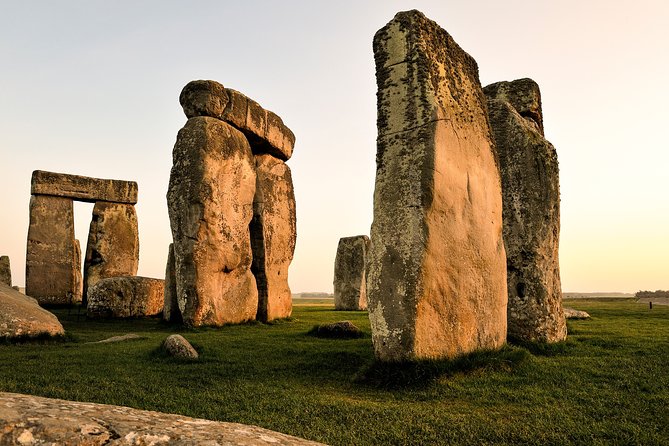 Stonehenge and Bath Day Trip from London with Optional Roman Baths Visit - Guides and Drivers: Storytelling That Makes History Feel Real