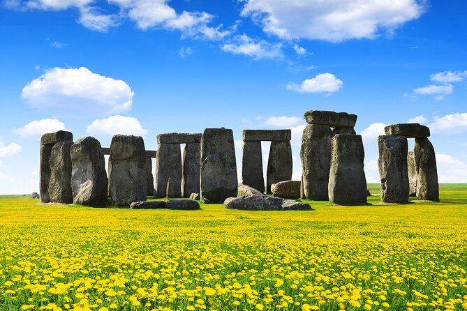 Stonehenge and Windsor from London - Windsor Castle entry options: choose the right depth