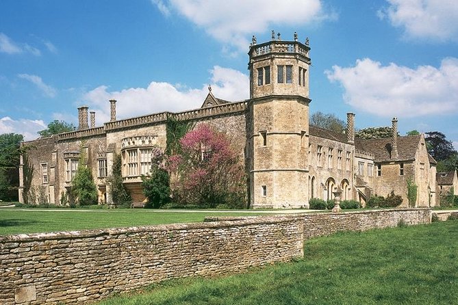 Stonehenge, Avebury & the Cotswolds from Bath (Small group) - Castle Combe in 35 minutes: postcard village without the stress