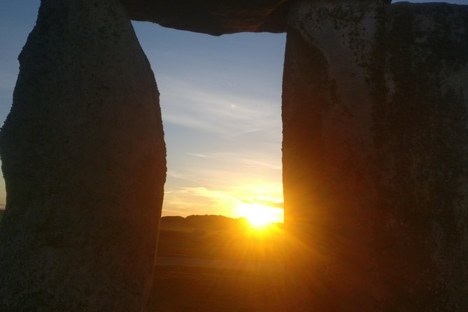 Stonehenge Half-Day luxury guided tour from Bath for 2-8 - Fast-track Stonehenge entry and what the guided portion delivers