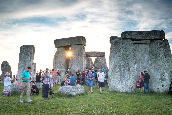 Stonehenge Half-Day Tour from London with Admission - Why this Stonehenge half-day works: admission, coach, and audio in one plan