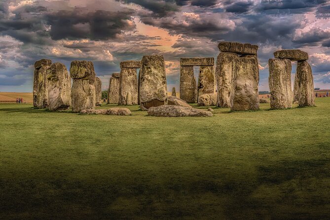 Stonehenge Private Immersive Audio Guide - Private, family-friendly, and low-tech friendly