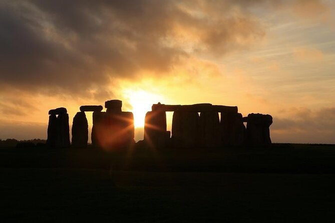 Stonehenge Summer Solstice Tour from London: Sunset or Sunrise Viewing - Coach ride and on-the-ground logistics: where days like this win or wobble