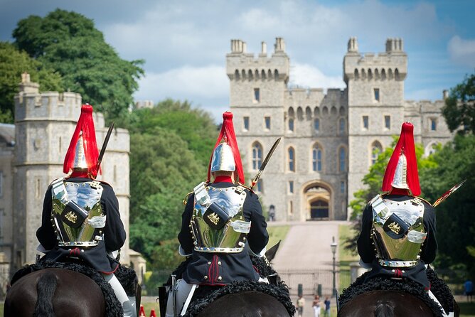 Stonehenge, Windsor Castle, and Bath from London - The London Departure and First-Class Coach Setup
