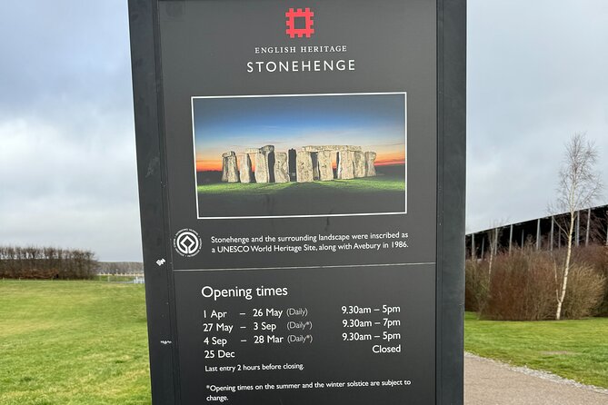 Stonehenge, Windsor, Salisbury... Private Trips from Southampton - Windsor Castle: royal power in a real working palace