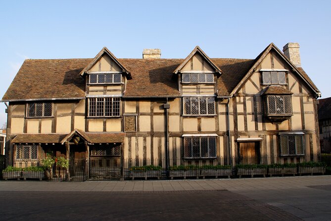 Stratford Town Walking Tour 365 Days a Year - Should You Book This $16.67 Stratford Walk?
