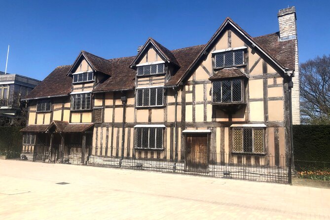 Stratford-Upon-Avon Audio Walking Tour: Shakespeare's Life - The Tech Reality: Offline Mode Is Great, But Download It Right