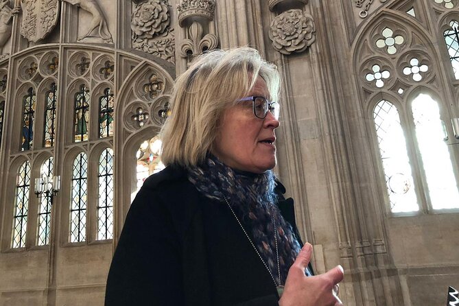 Tangential Cambridge: Group Walking Tour of Sights and Highlights - Emmanuel College: Courts and Chapel for the Full Cambridge College Mood