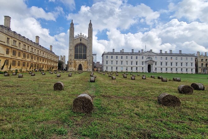 Tangential Cambridge: Private Walking Tour of Cambridge - Mathematical Bridge and the river Cam stories you can picture