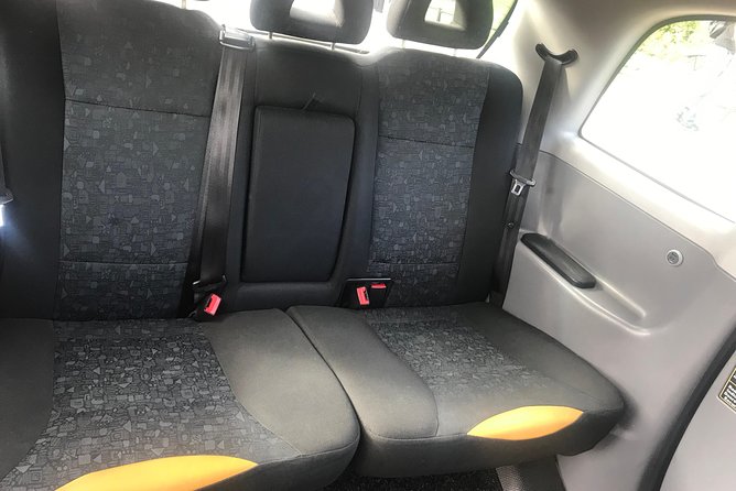 The 6 Hour Private Iconic Black Cab Sightseeing Tour - St. Paul’s Cathedral, Trafalgar Square, and a smooth glide toward the Tower