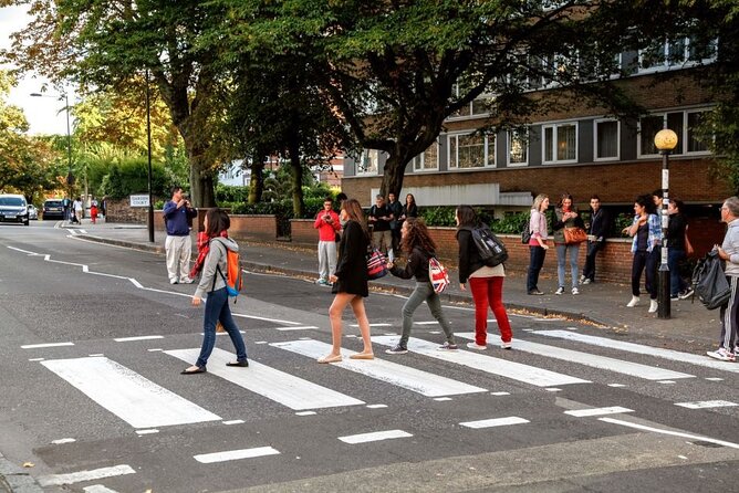 The Beatles London Walk - What the guide does for you (and why it changes the whole tour)