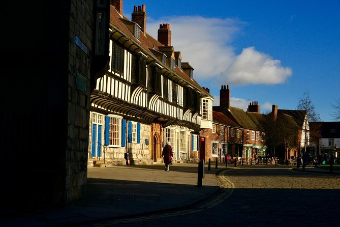 The Best of York on Foot in a Small Group - Shambles and Whip-Ma-Whop-Ma Gate: the Diagon Alley street moment