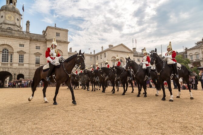 The Changing of the Guard Tour and Buckingham Palace - Stop 3: Trafalgar Square and Nelson’s Column Finale