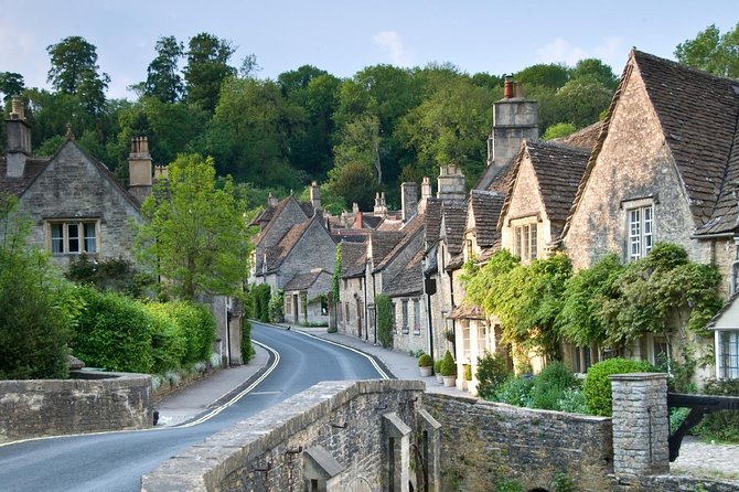 The Cotswolds Guided Day Tour from London - Morning Pickup: Earls Court at 8:30 AM