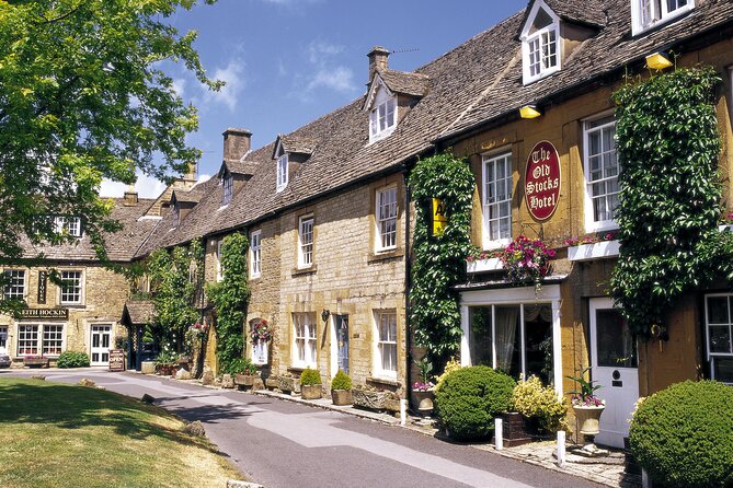 The Cotswolds Tour From Bath (Small group) - How the guides and commentary shape your day