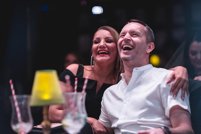 The House Magicians Comedy Magic Shows - Arriving smart: rules, late seating, and how to keep the night smooth