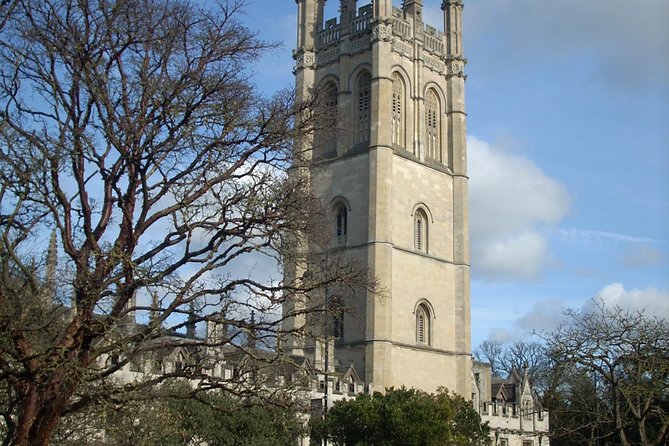 The Inklings Oxford Writers Tour - Private Groups Daily - Guides who steer the story toward Lewis or Tolkien