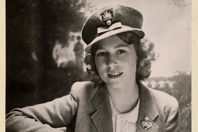 The Kings Gallery - Queen Elizabeth II: Her Life in Style - FAQ
