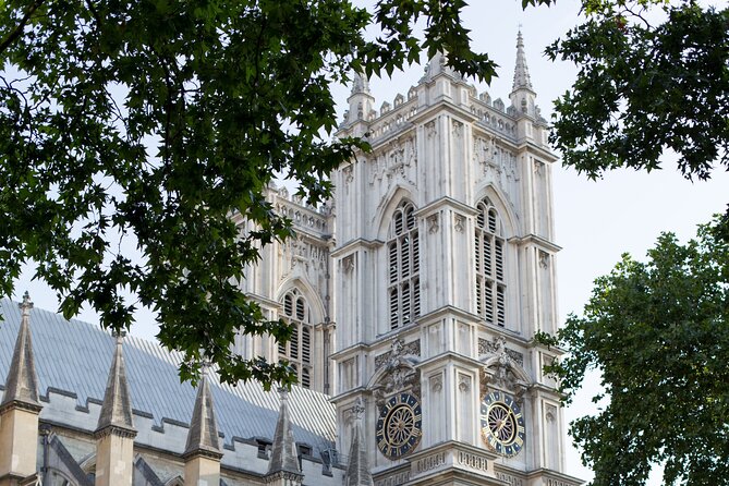 The Life & Legacy of Queen Elizabeth II-A Royal Private Tour - Houses of Parliament and Big Ben: From Palace to Democracy Center