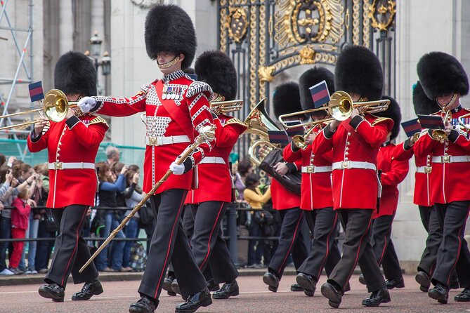 The Original Royal Changing of the Guard Experience - Key things that make this tour worth your time