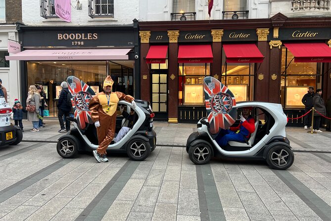 The Ultimate Driving Tour, Karting around the Sights of London - How the guide, walkie-talkies, and safety briefing keep you relaxed