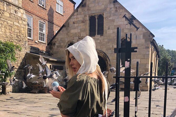 Time Traveller's Walking Tour of York - Morning Tour - York Minster: Roman York and daily cleansing routines