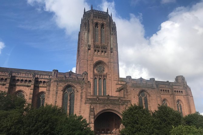 Tour with a local Tour Guide - Blue Badge Guide, 2-hour, half or full day - Should you book this private Liverpool guide?