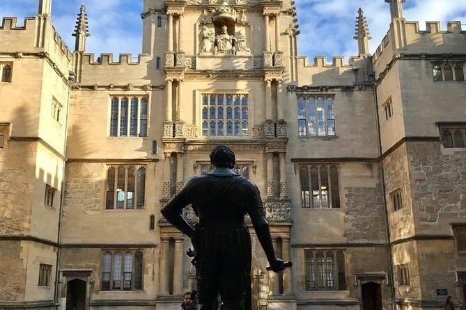 Tours of Oxford private walking tours for the Discerning Traveler - The Old University Quarter: Ashmolean, Sheldonian, Radcliffe Camera, and the Narnia Doorway